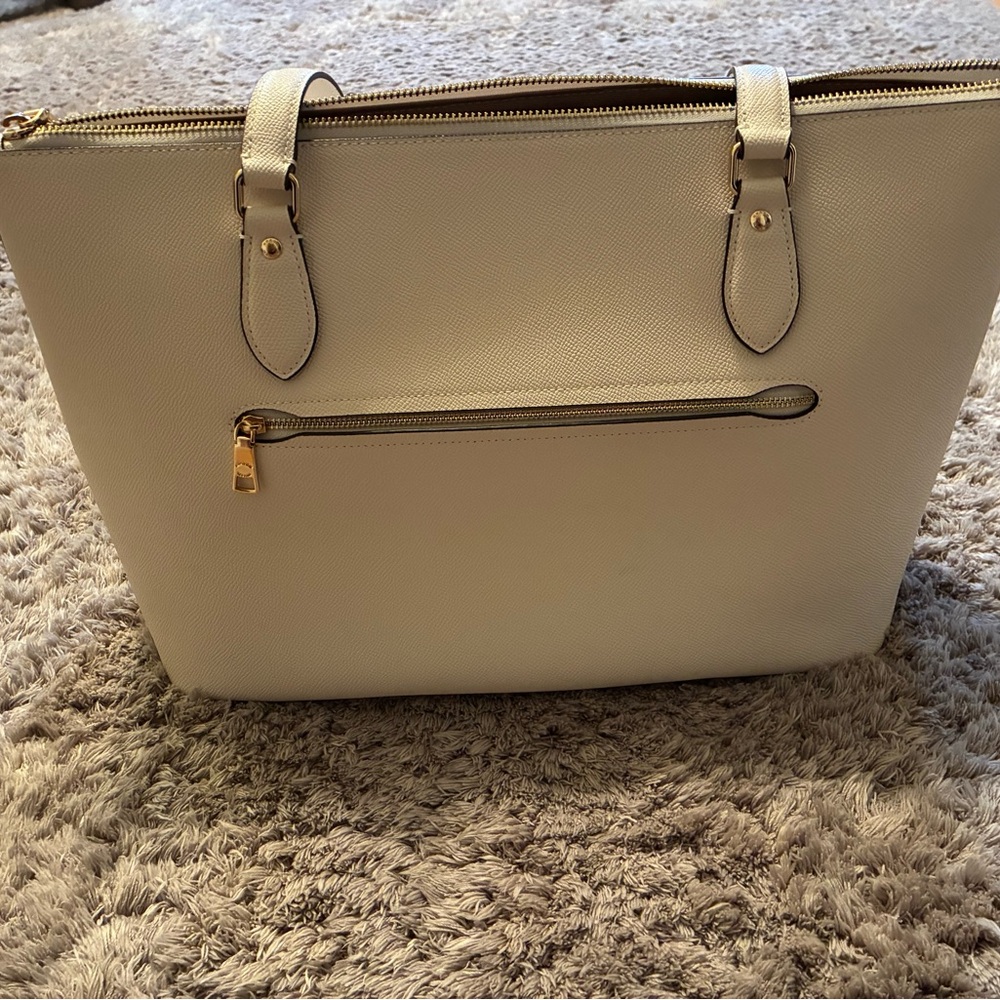 Coach Off-White Leather Tote - Picture 3 of 6